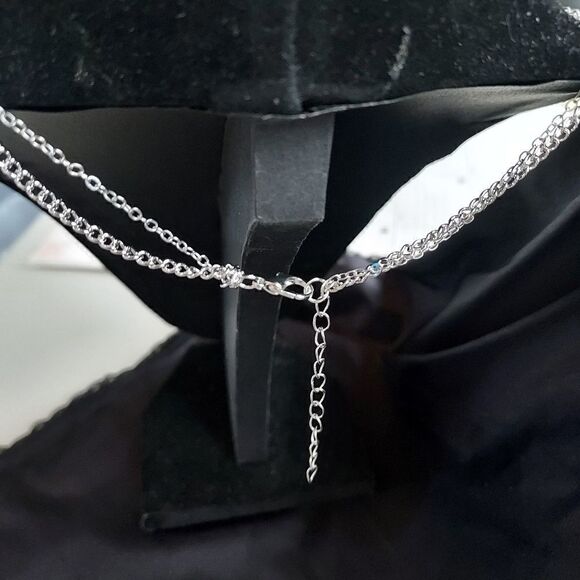 SILVER LAYERED BUTTERFLY NECKLACE  - Picture 11 of 11